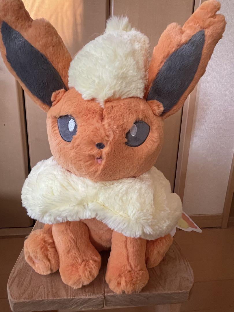 ポケモンふわふわ抱きぬいぐるみ ブースター