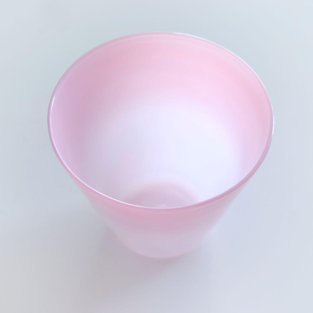 ☆角田依子　ピンク　グラデーション　ガラスカップ
