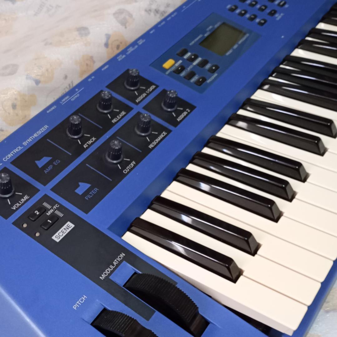 YAMAHA シンセサイザー CS1x 61鍵盤 YAMAHA CS1x 61鍵シンセサイザー 鍵盤楽器