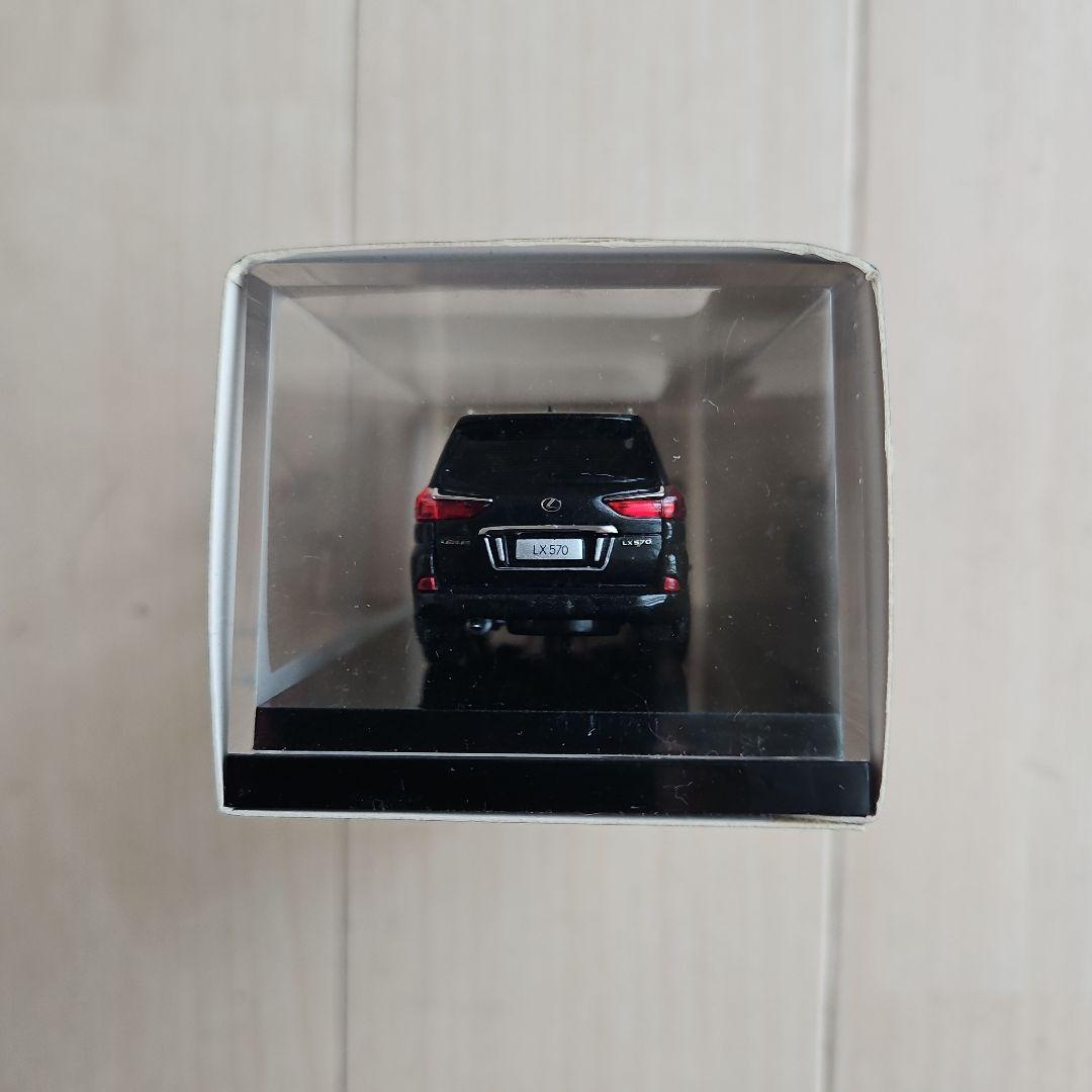 LEXUS LX570 ミニカー 1/1000 黒