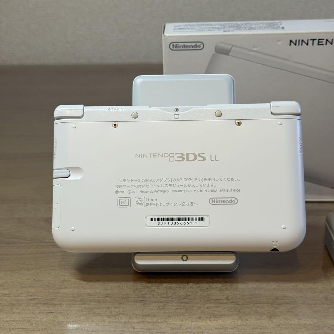 6-034 ニンテンドー3DS LL ホワイト 箱付き