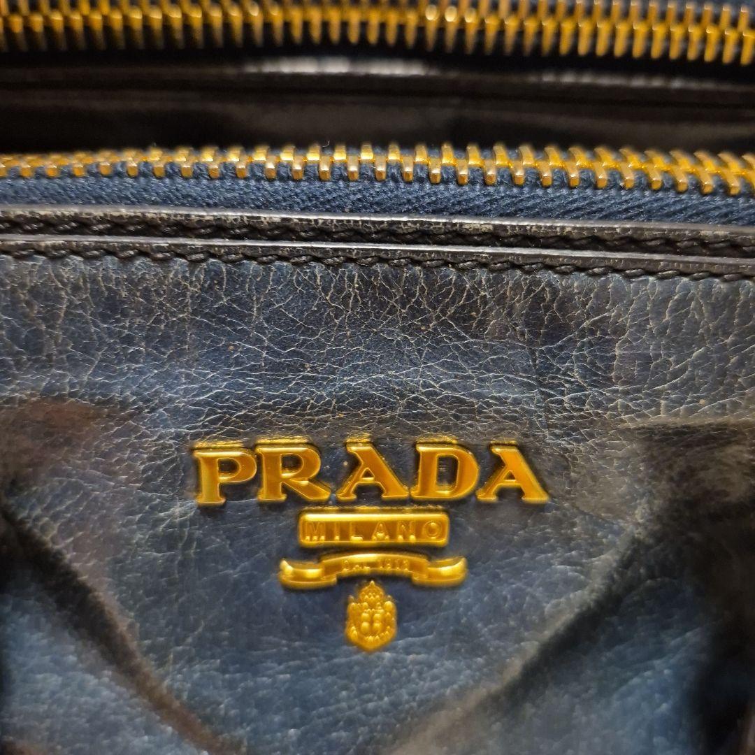 【売り尽くしセール】PRADA モスグリーン レザー ハンドバッグ