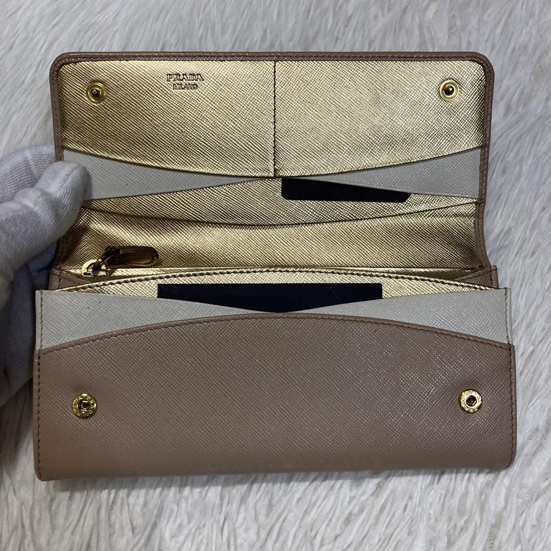 お見舞い 早い者勝ち 希少 PRADA プラダ 長財布 バイカラー ベージュ ゴールド 小物