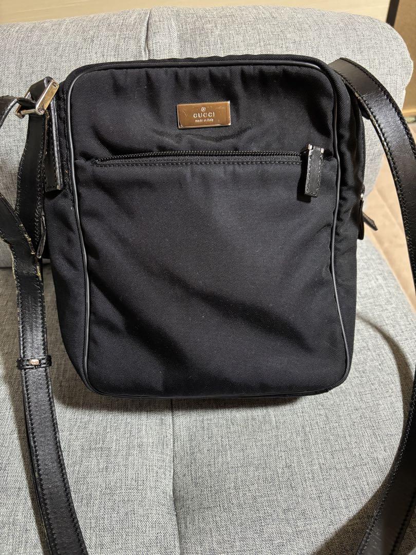 GUCCIナイロンショルダーバッグ