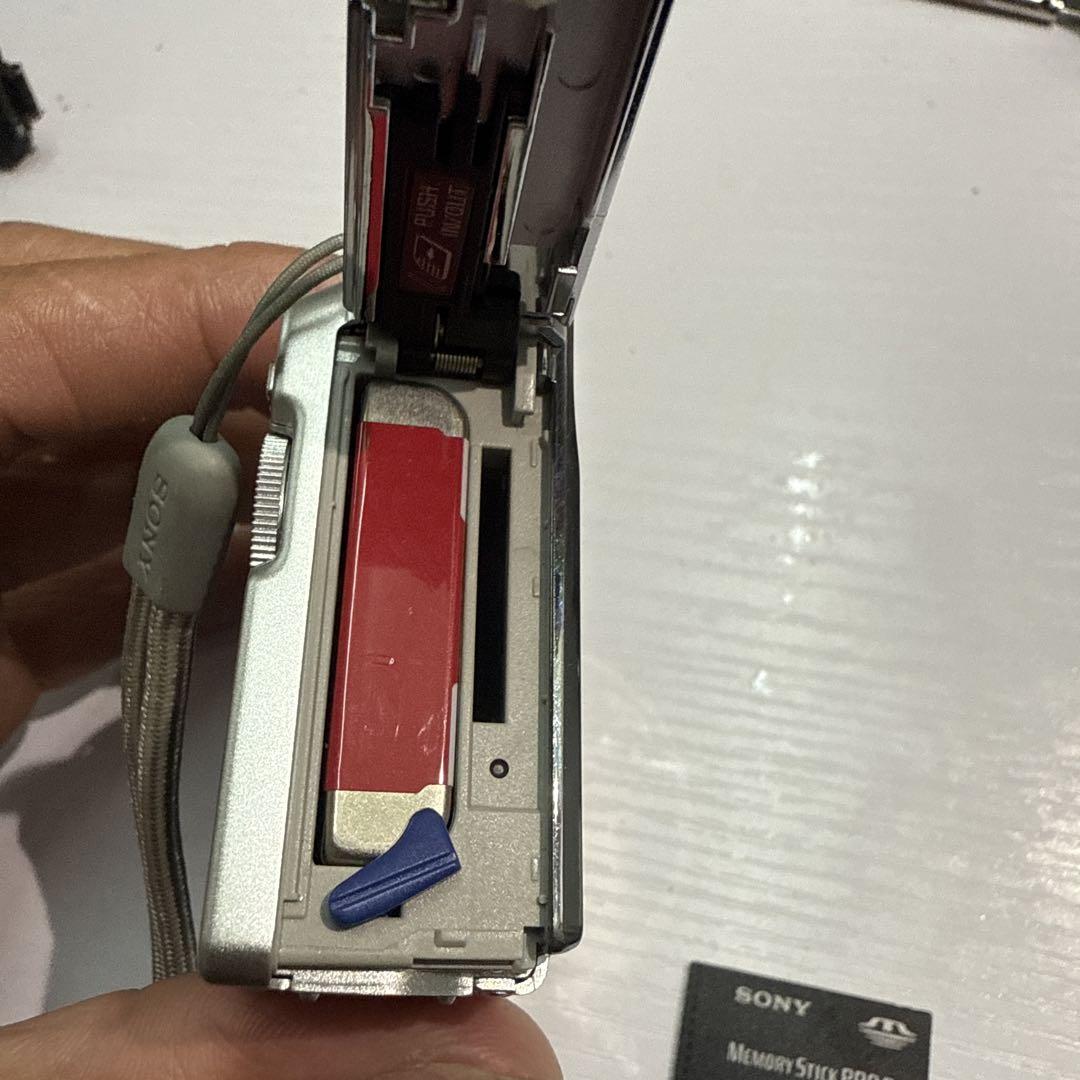 SONY Cyber-shot DSC-W80 美品　デジタルカメラ
