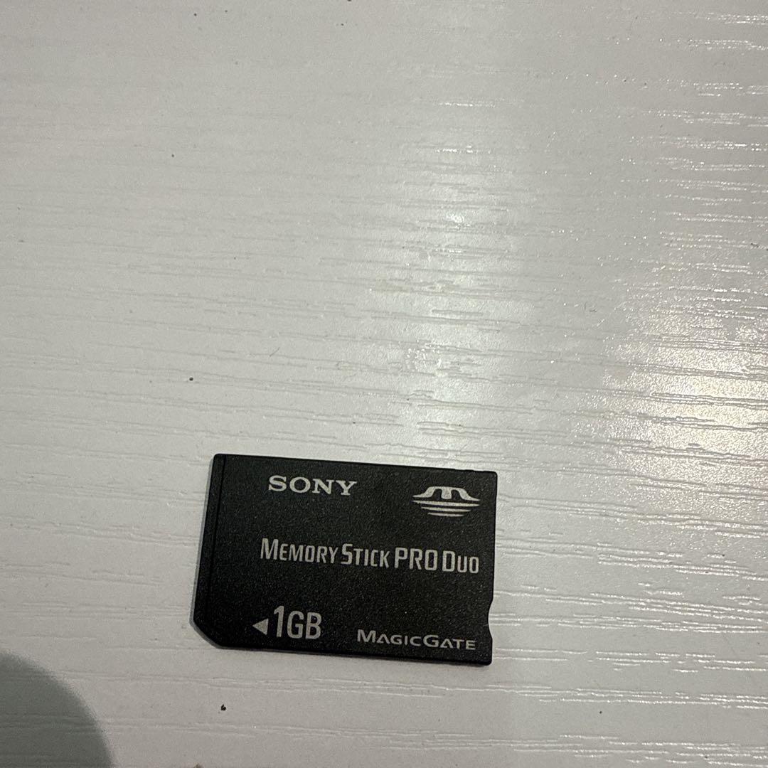 SONY Cyber-shot DSC-W80 美品　デジタルカメラ