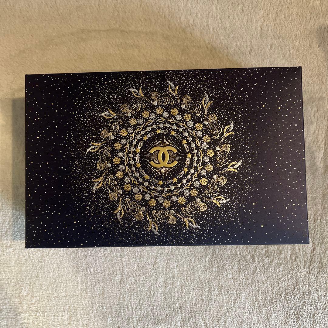 ホリデー限定セット　CHANEL ルージュ ココ グロストリオ セット