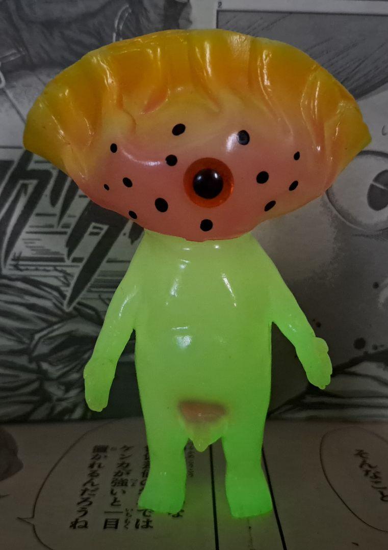 ソフビ　インディーズソフビ　蓄光　ヤモマーク　餃子男　貴重　怪獣　怪人 美品 ソフビ インディーズソフビ 蓄光 ヤモマーク 餃子男 貴重 怪獣