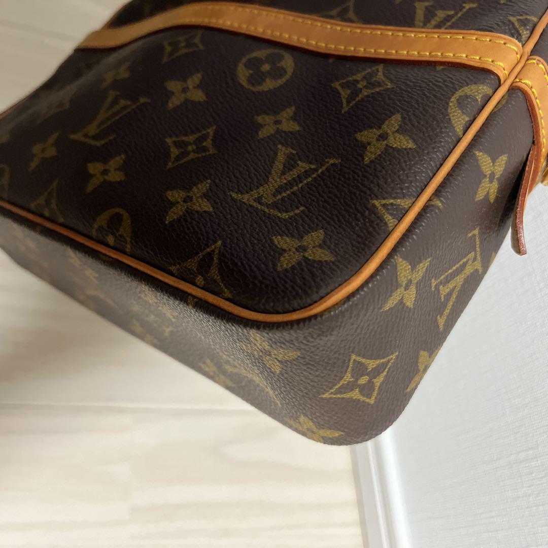 Louis Vuitton モノグラムポーチ　ヴィンテージクラッチ LOUIS VUITTON クラッチ ポーチ