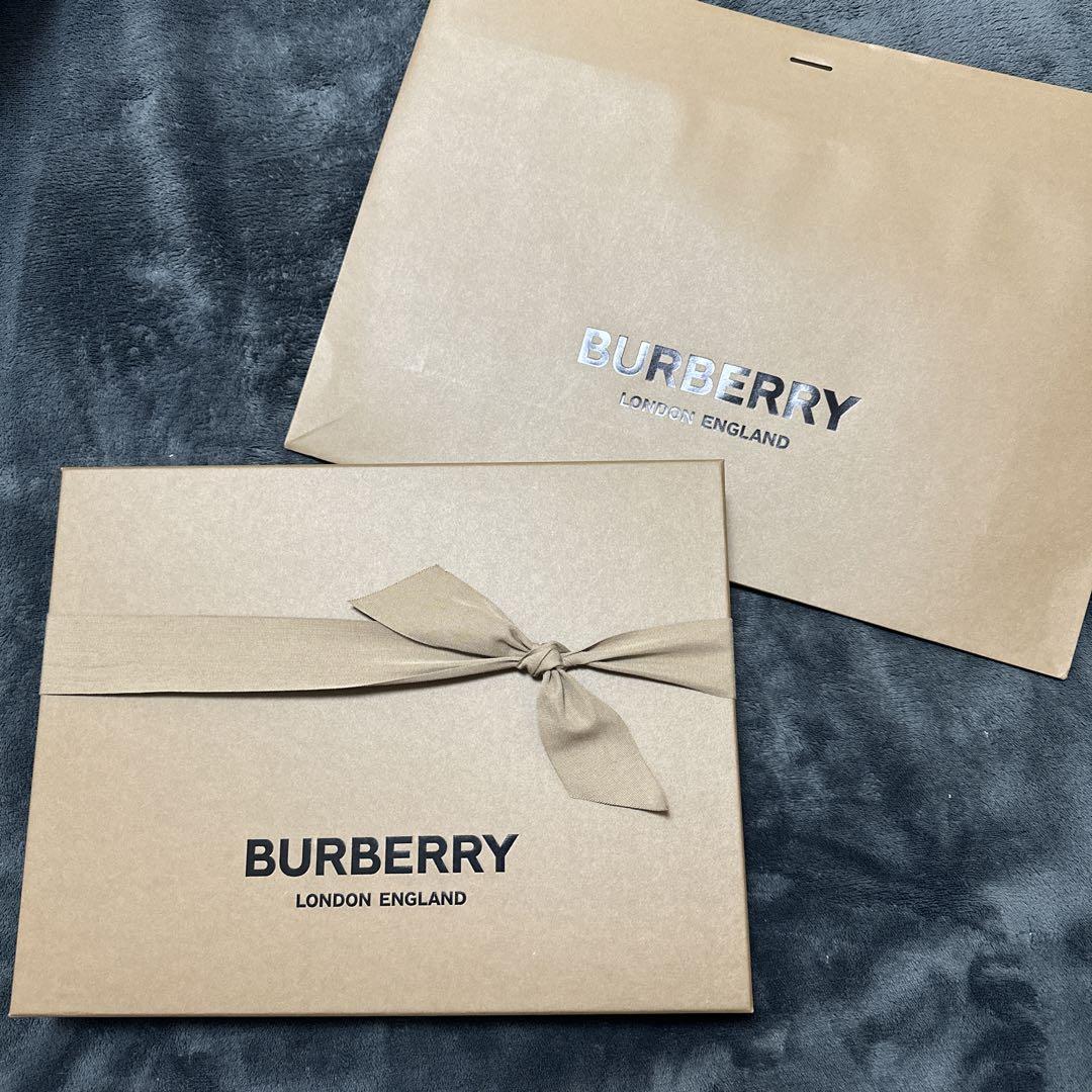 【美品】Burberry 空箱ラッピング＊ショッパー