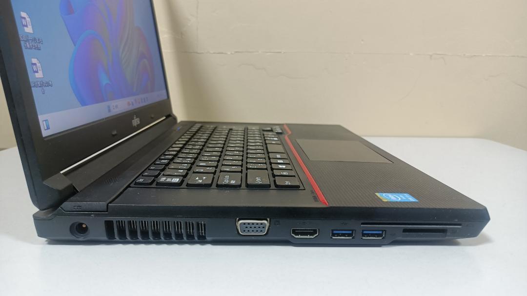 ⭐️ノートパソコンFUJITSU富士通Core i5 SSD128Gメモリ8G ⭐️ノートパソコンFUJITSU大画面 Core i5 SSD128Gメモリ8G