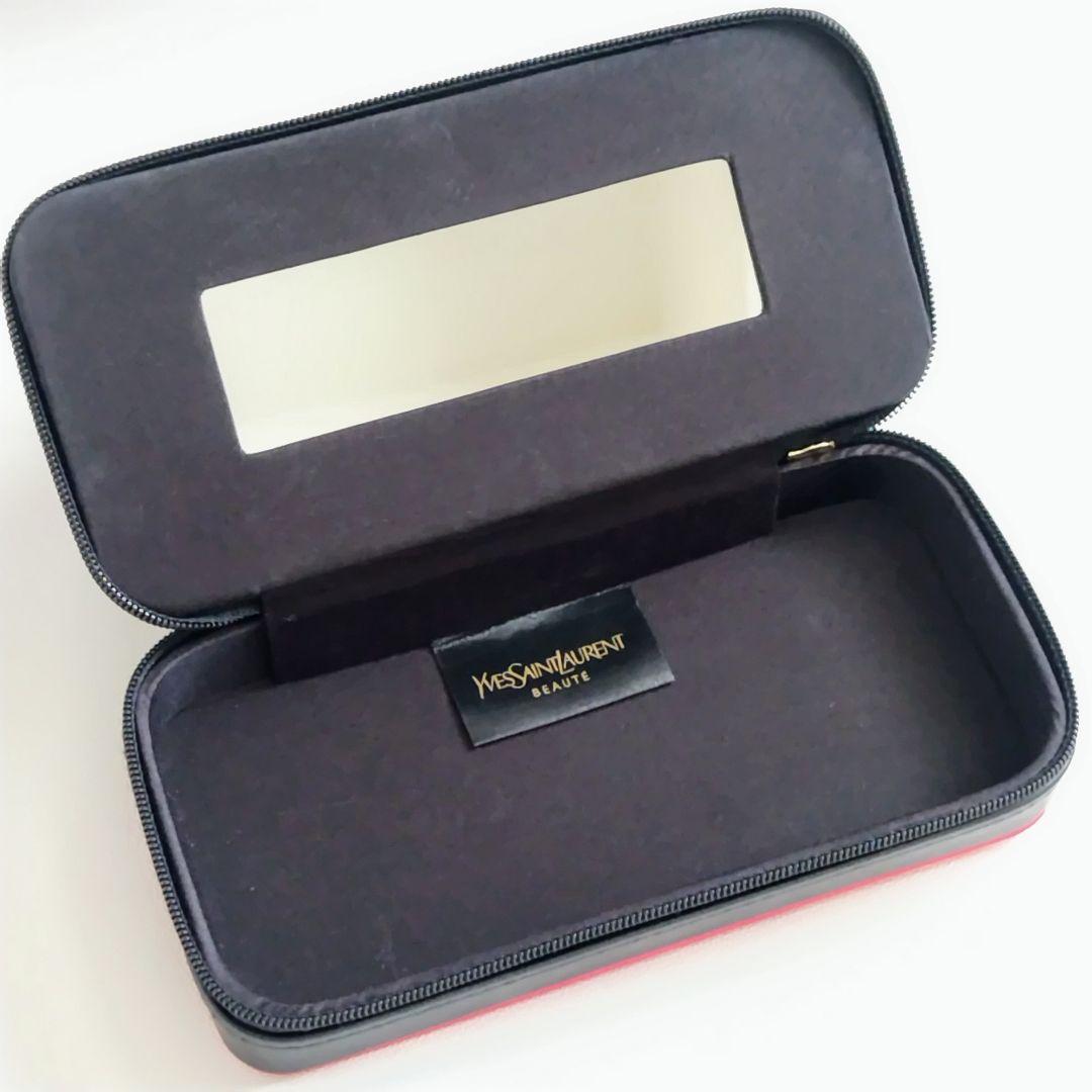 未使用限定　イヴサンローラン　YSL　化粧ポーチ　鏡付き　黒ピンク　ロゴチャーム