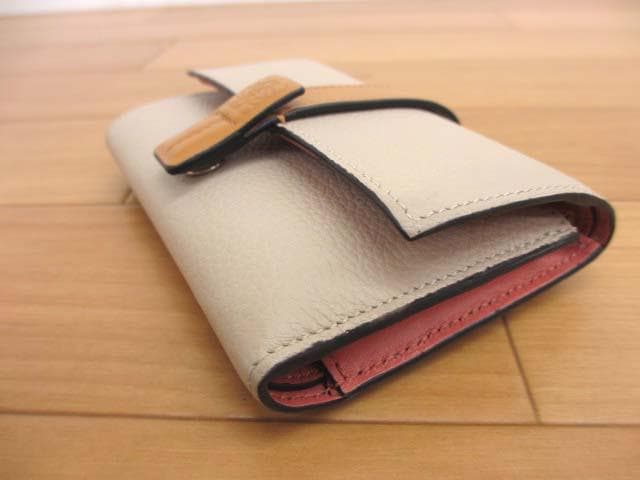 美品 ロエベ C660S86X01 スモール バーティカル ウォレット