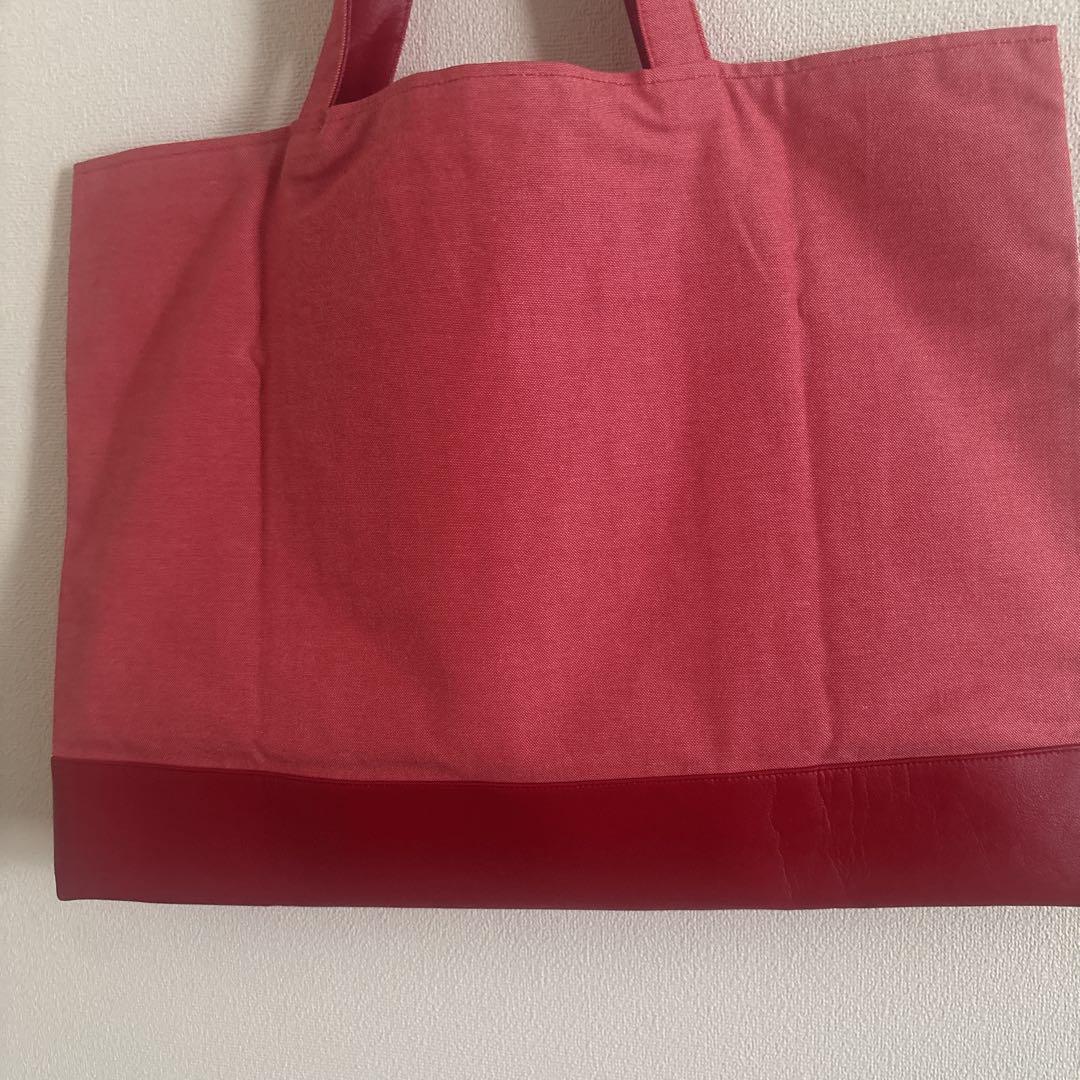 未使用　ファミリア　デニムバッグ　手刺繍 タグ付き未使用】ファミリア デニムバッグ 手刺繍