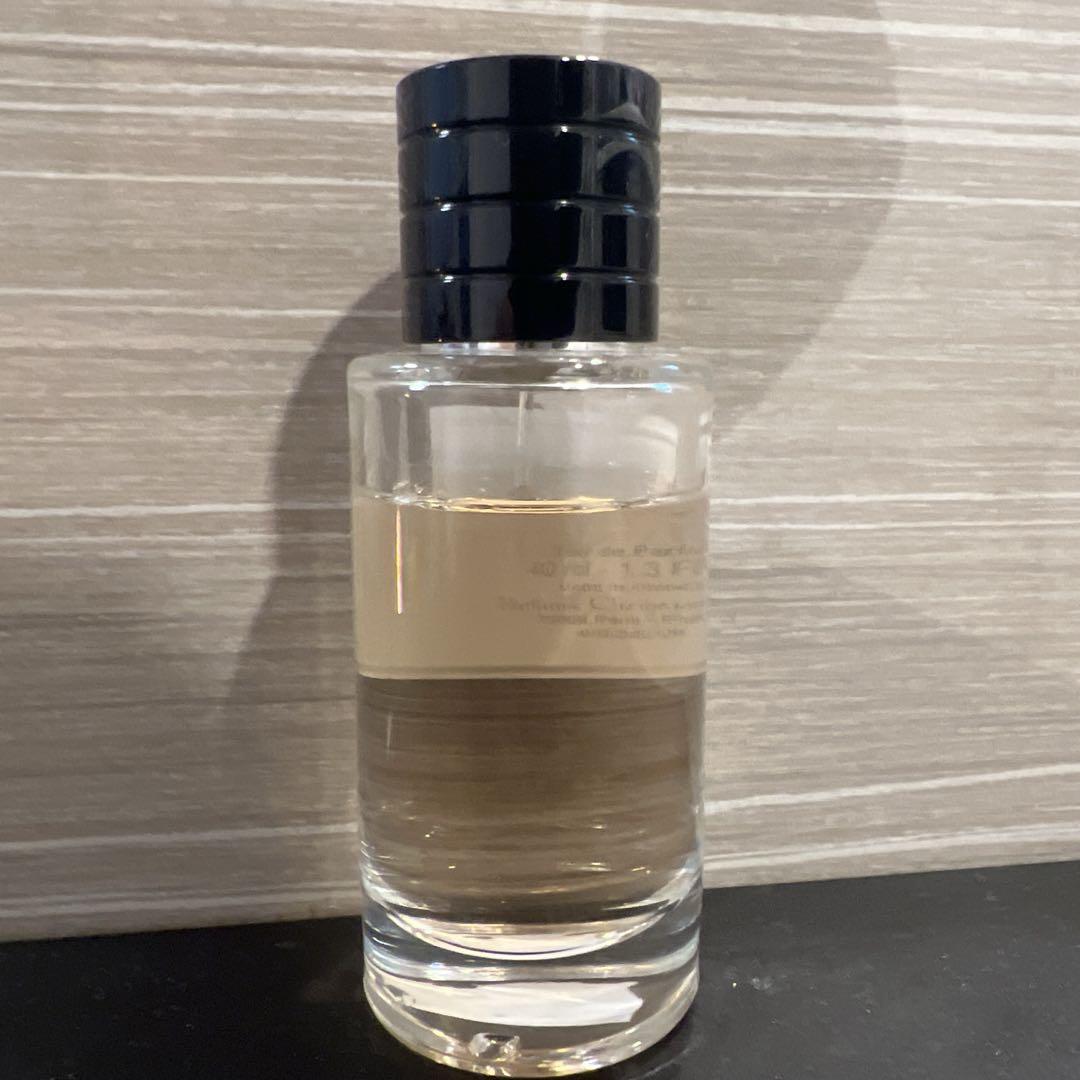 Jasmin des Anges: Eau de Parfum with Fruity Floral Notes
