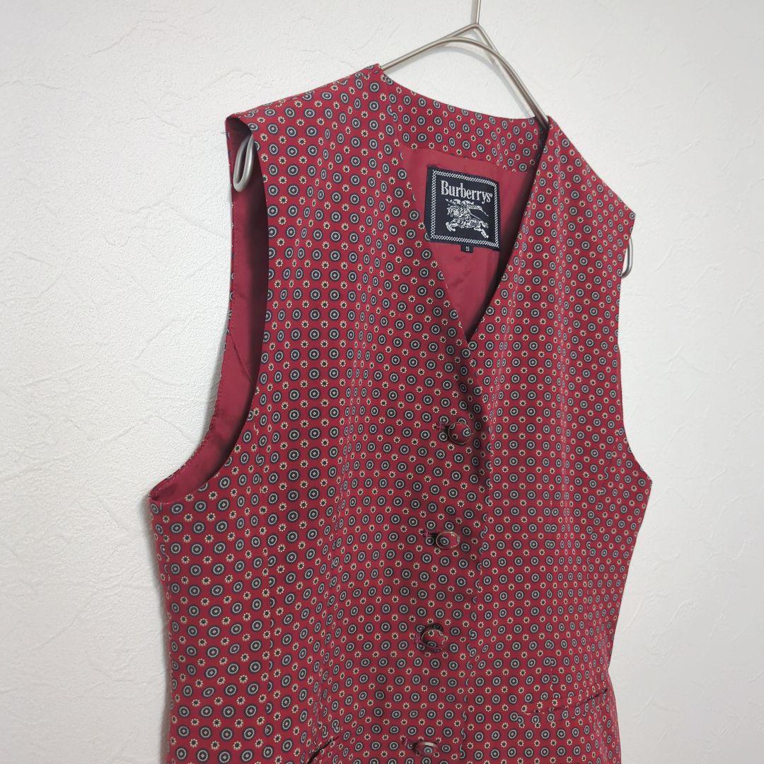 Burberryバーバリー　ベスト　レッド 幾何学模様 　キュプラ　5号