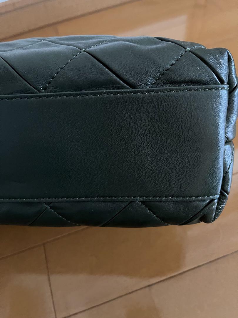 【大幅値下げ】LOEWE FLAMENCO CLUT PLEATE