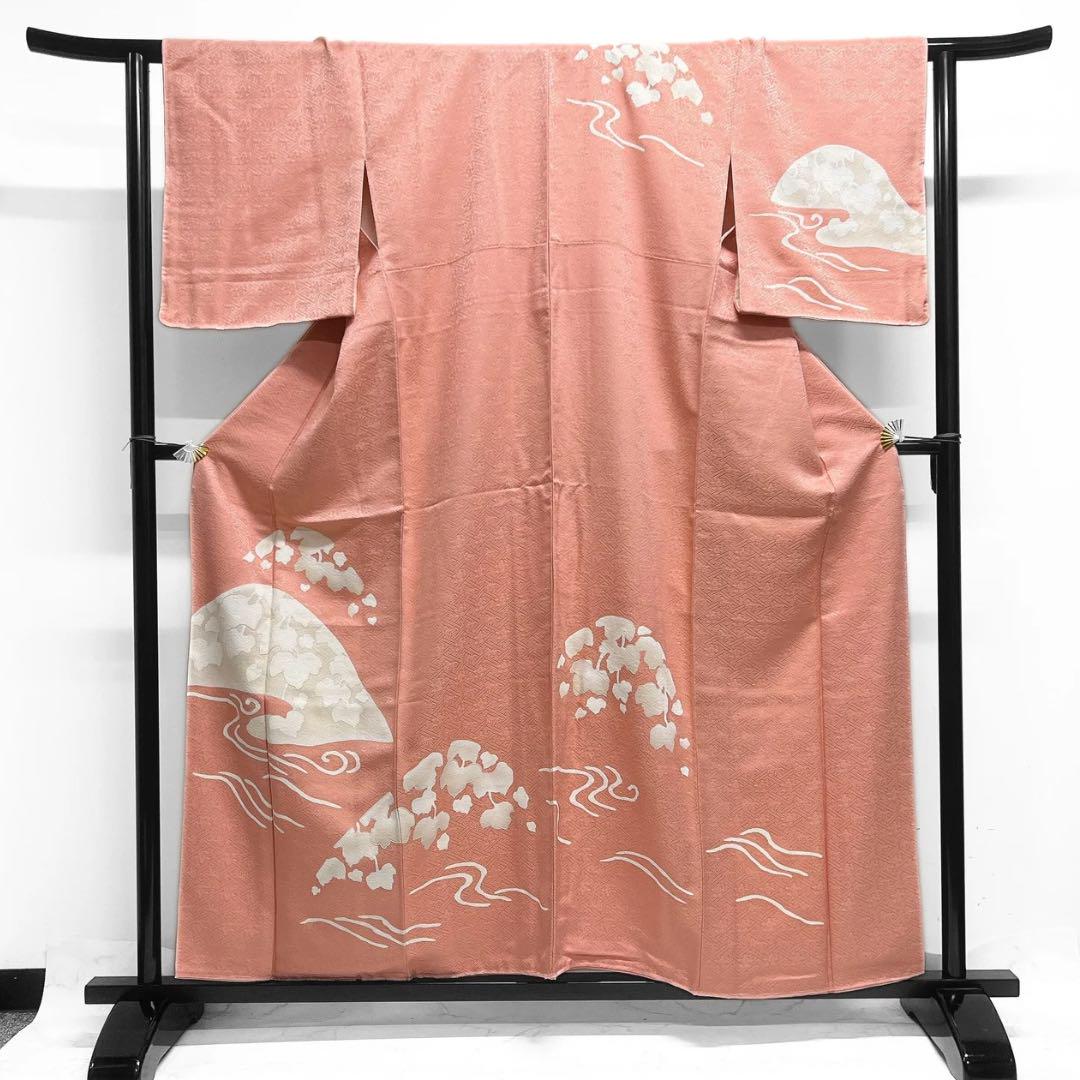 付け下げ　相良刺繍　葉影　流水　リーフ　紗綾形地紋　紋無し　着物　054a d 付け下げ 相良刺繍 葉影 流水 リーフ 紗綾形地紋 紋無し 着物