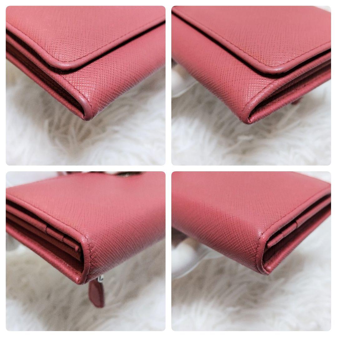 美品パスケース付き✨プラダ♡マルチカラーフラップ長財布　ゴールド金具　黒ピンク 美品✨プラダ♡パスケース付きバイカラーフラップ長財布