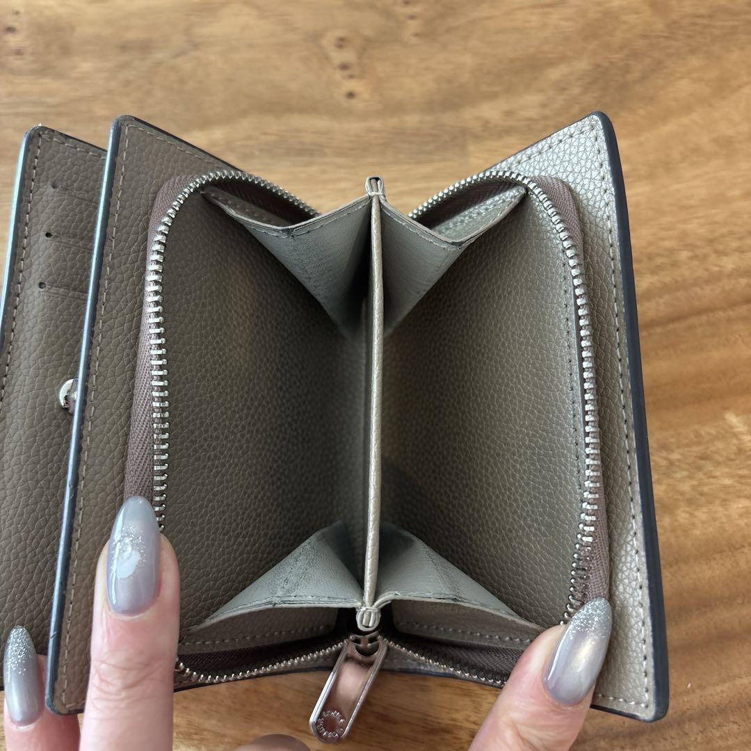 並行輸入品　ミニ財布