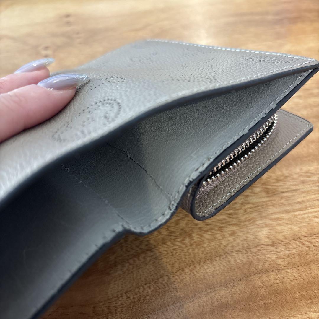 並行輸入品　ミニ財布