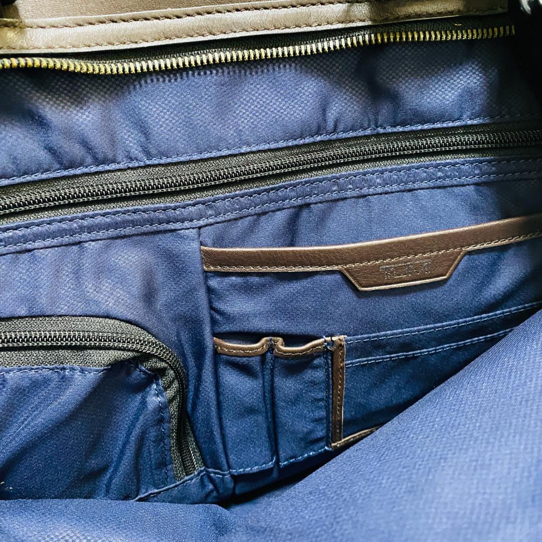 TUMI トゥミ 2way ビジネスバッグ　オールレザー ブラウン 大容量