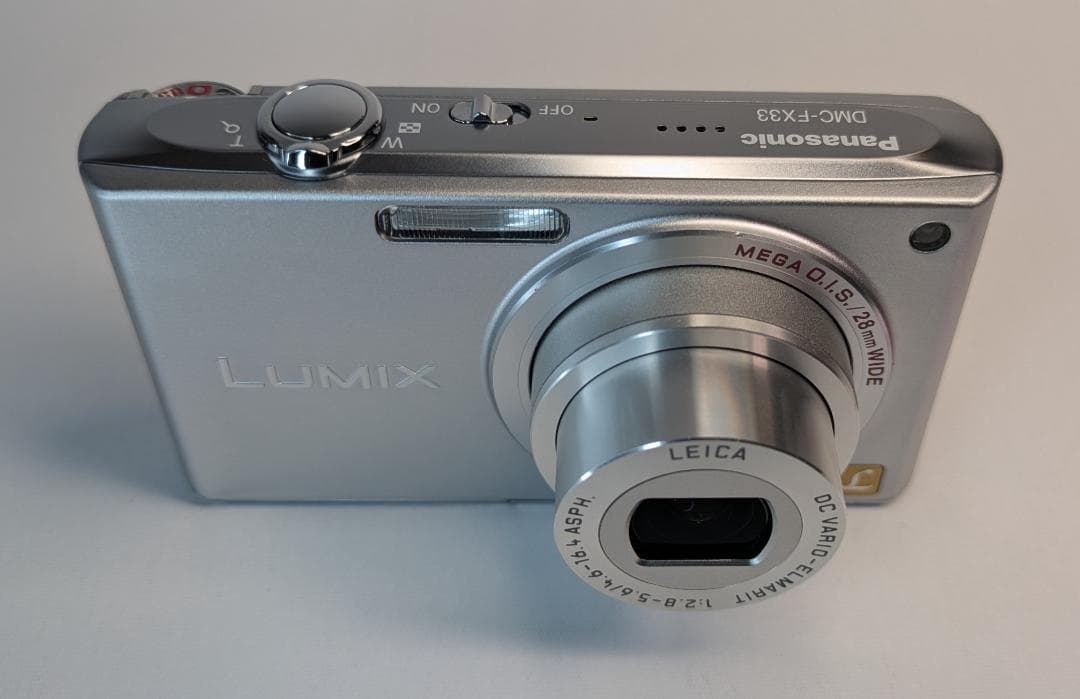 美品 Panasonic LUMIX DMC-FX33 コンパクトデジタルカメラ
