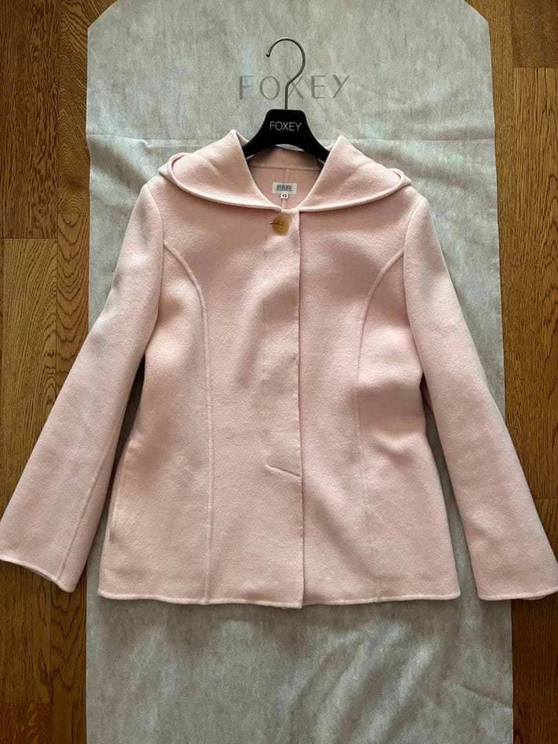 フォクシー カシミア100% ベビーピンク ジャケット42 フォクシー カシミア100% ベビーピンク ジャケット42