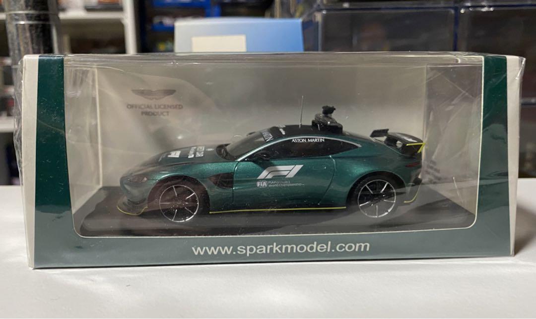 ミニカー Aston Martin Vantage Safety Car 2021