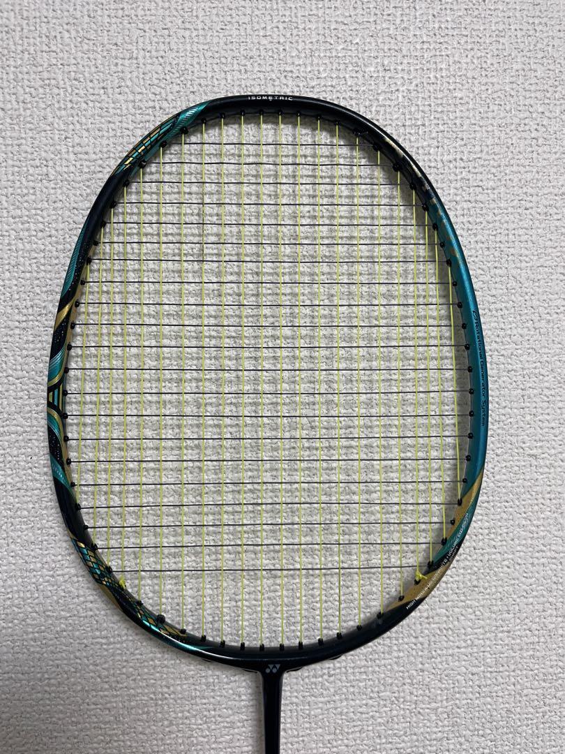ASTROX88S PRO YONEX バドミントン ラケット　4U