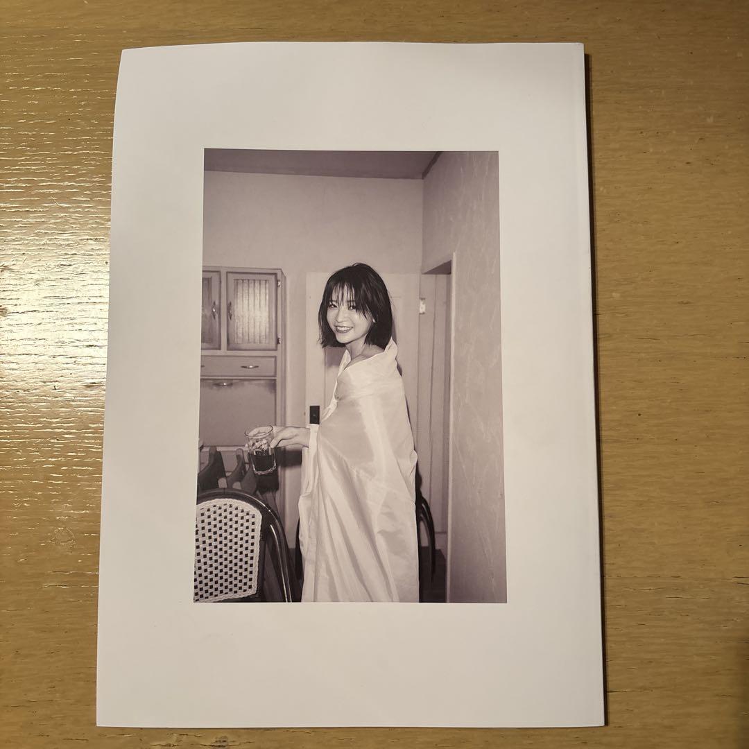 早瀬あや 最後の写真集「LAST SHOT」 - メルカリ