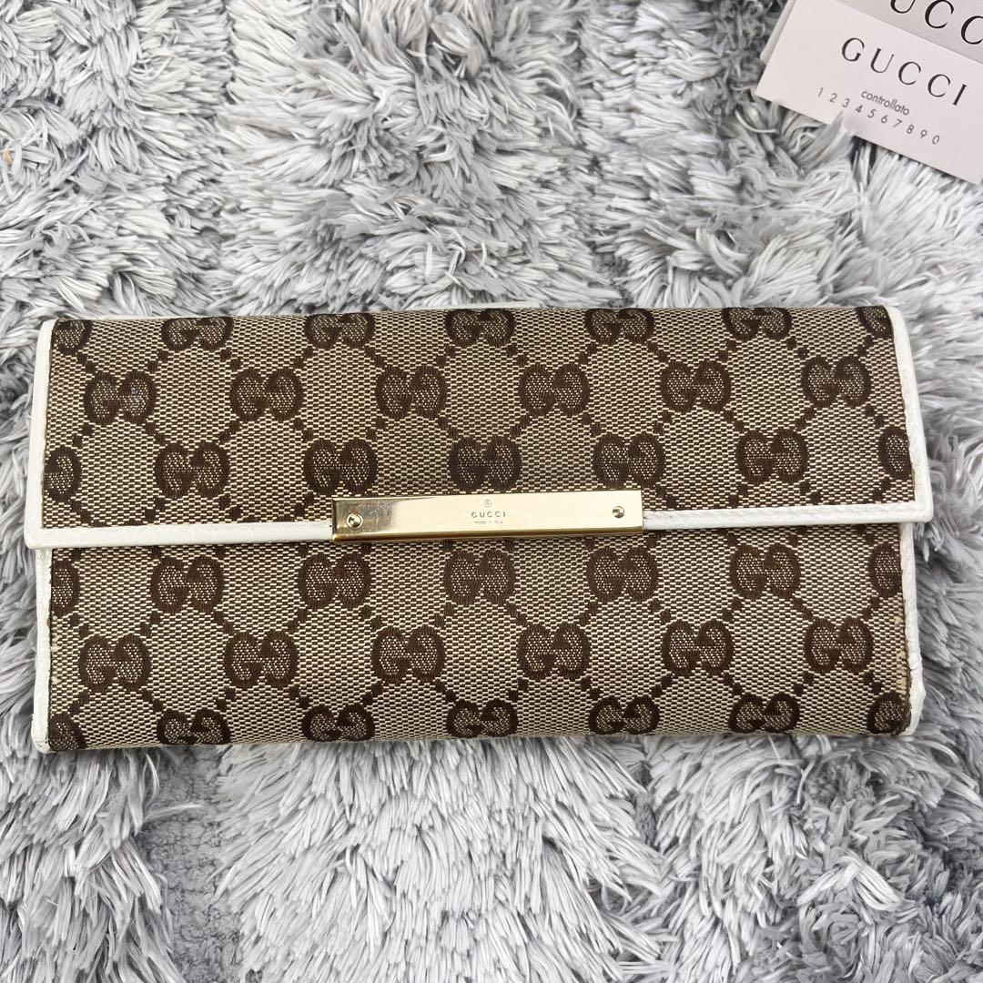 GUCCI✨長財布　GGキャンバス ロゴプレート　Wホック ホワイト　レディース