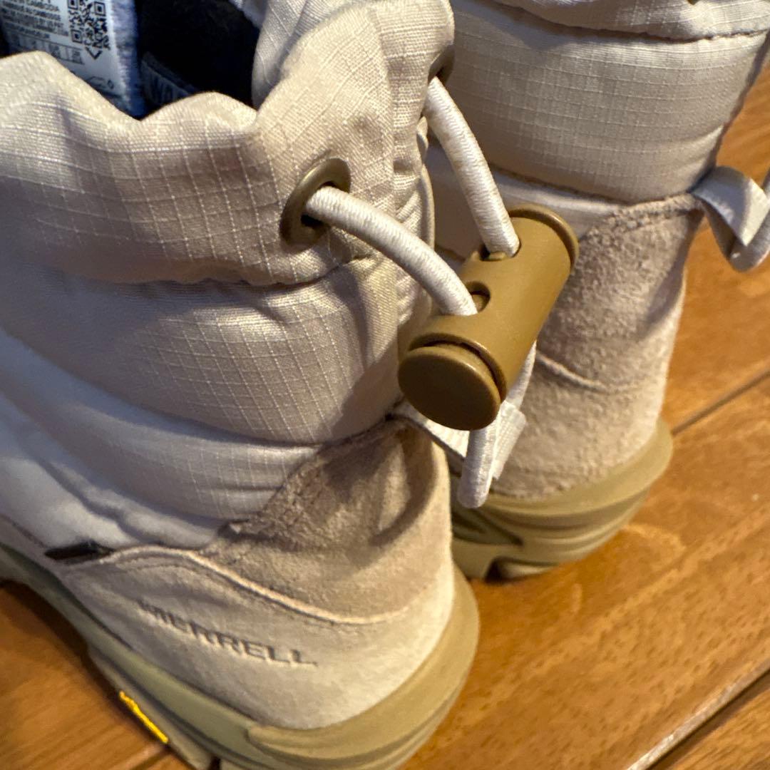 Merrell J5006771 ベージュムートンブーツ Merrell J5006771 ベージュムートンブーツ