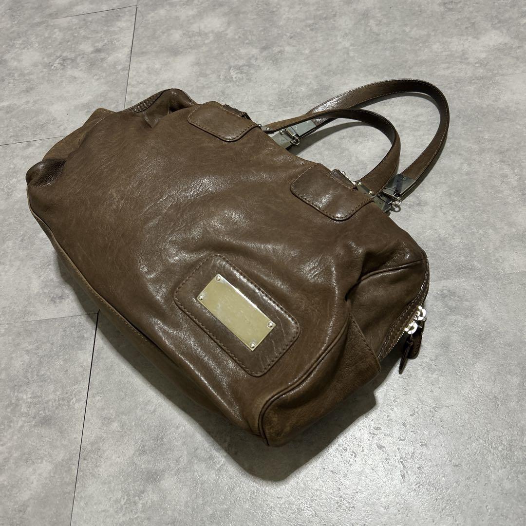 【希少モデル❗️】バレンシアガ　最高級レザー　ショルダーバッグ　プレートロゴ　金具