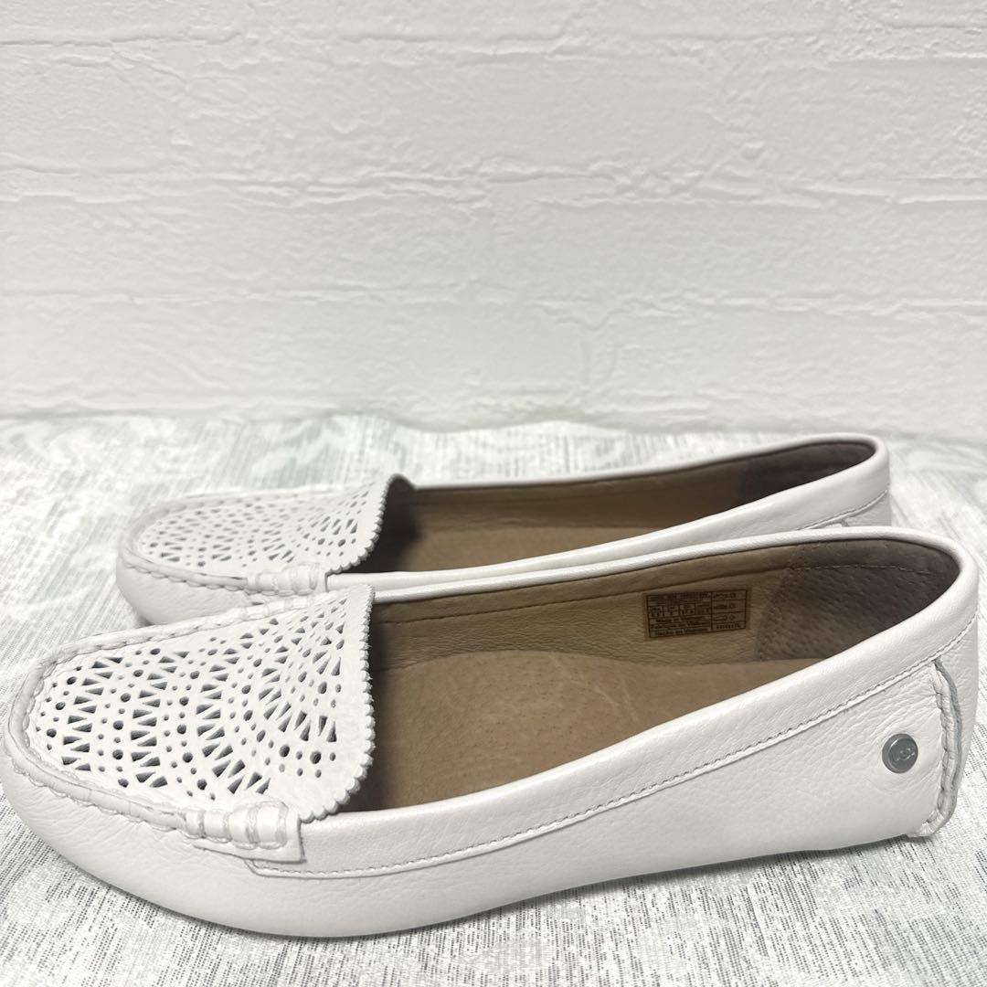 極美品✨UGG フラットシューズ　23.5 未使用に近い