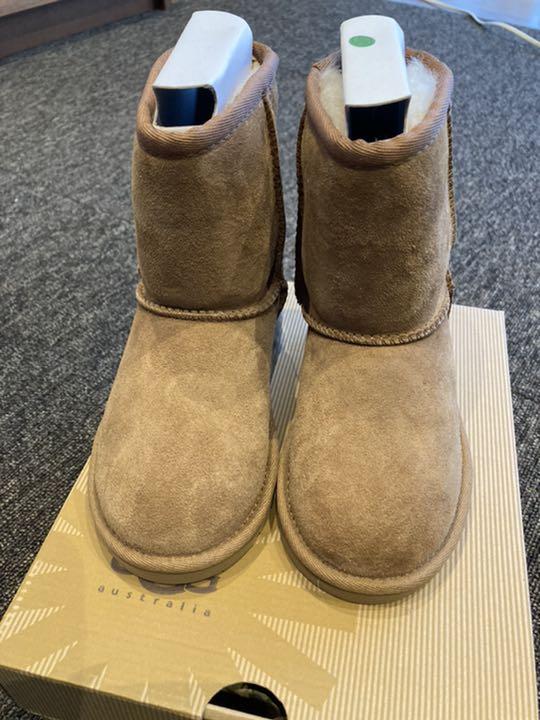 2022正規激安】 UGG キッズ ムートンブーツ ブーツ - .jp