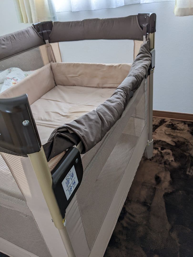美品 Aprica ココネル ベビーベッド ココア 折りたたみ 66041 最終価格 美品 Aprica ココネル ベビーベッド ココア 折りたたみ 66041 最終価格