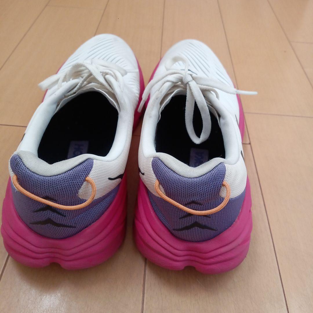 HOKA RINKON3 23.5㌢　厚底ラニングシューズ