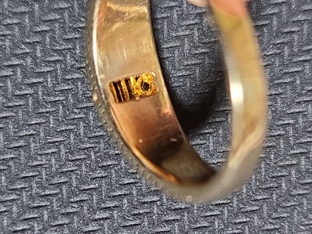 リ*ン様 18K 刻印 リング　約3.1g 石にキズあり　金　指輪
