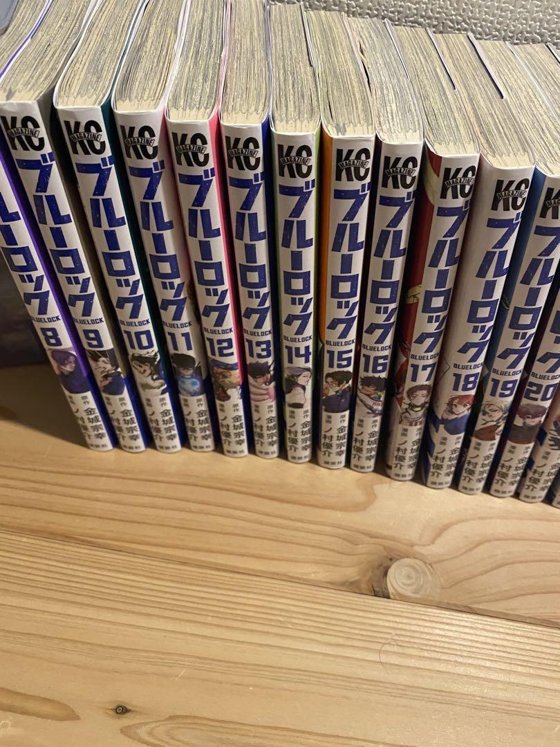 ブルーロック　漫画　8-33巻　セット