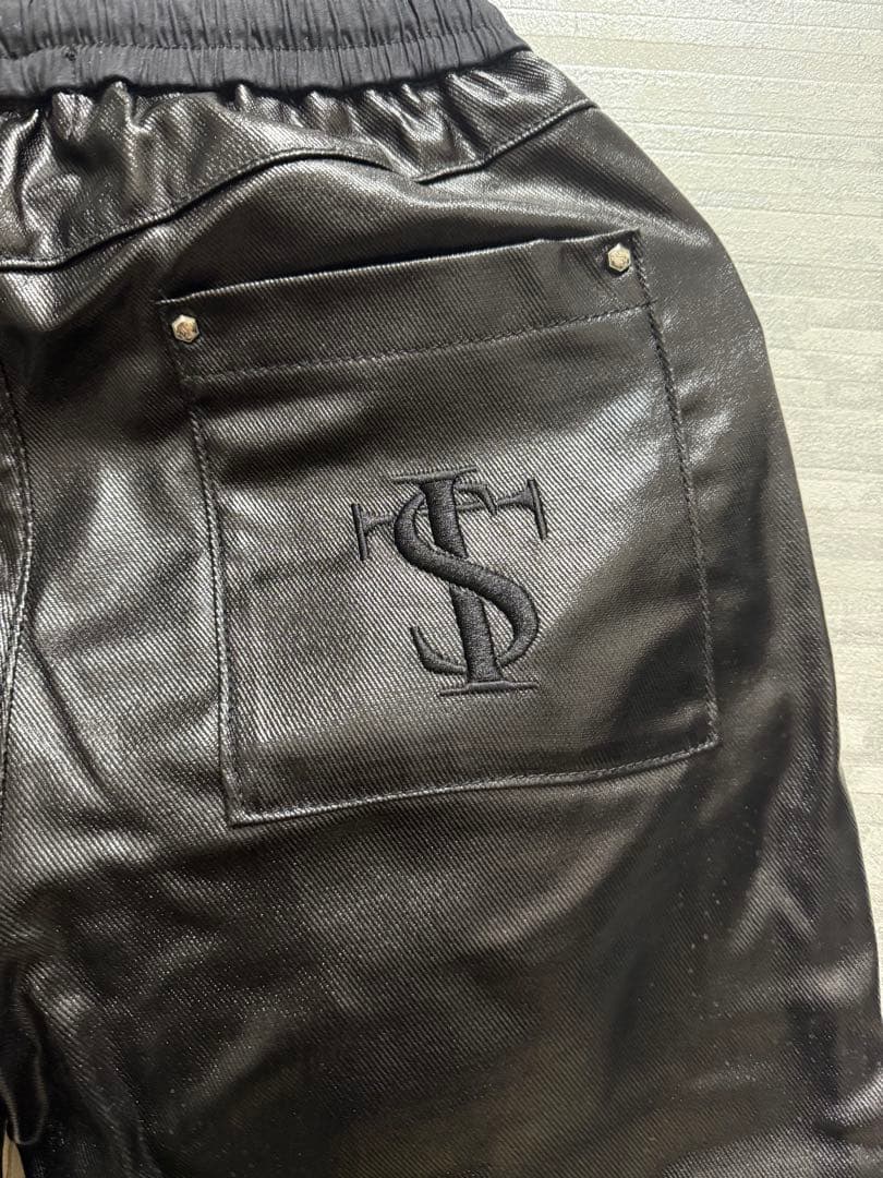 レザーパンツ(レザーパンツ)黒 合成皮革 パンツ レザーパンツ(レザーパンツ)黒 合成皮革 パンツ