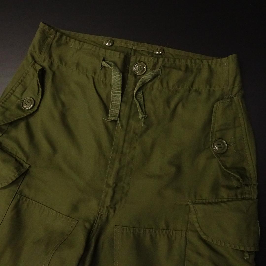 カナダ軍 カーゴパンツ
