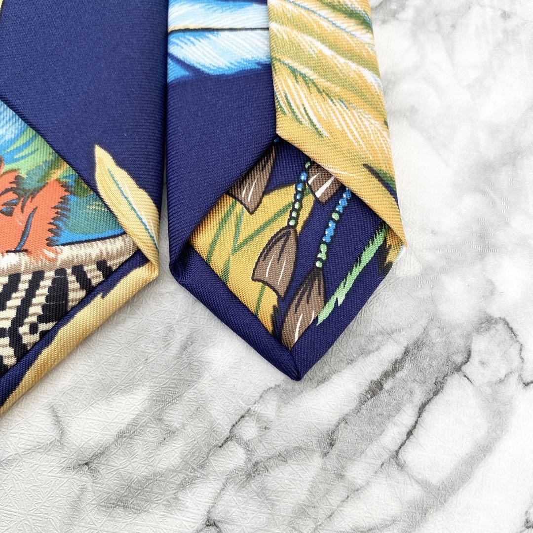 ✨極美品✨HERMES 高級スカーフ柄②　ブルー　ネクタイ
