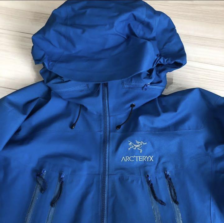 お得定番 ARCTERYX 希少 サイズS カナダ製 DTpu4-m81419431508 Theta SV 廃盤 高品質