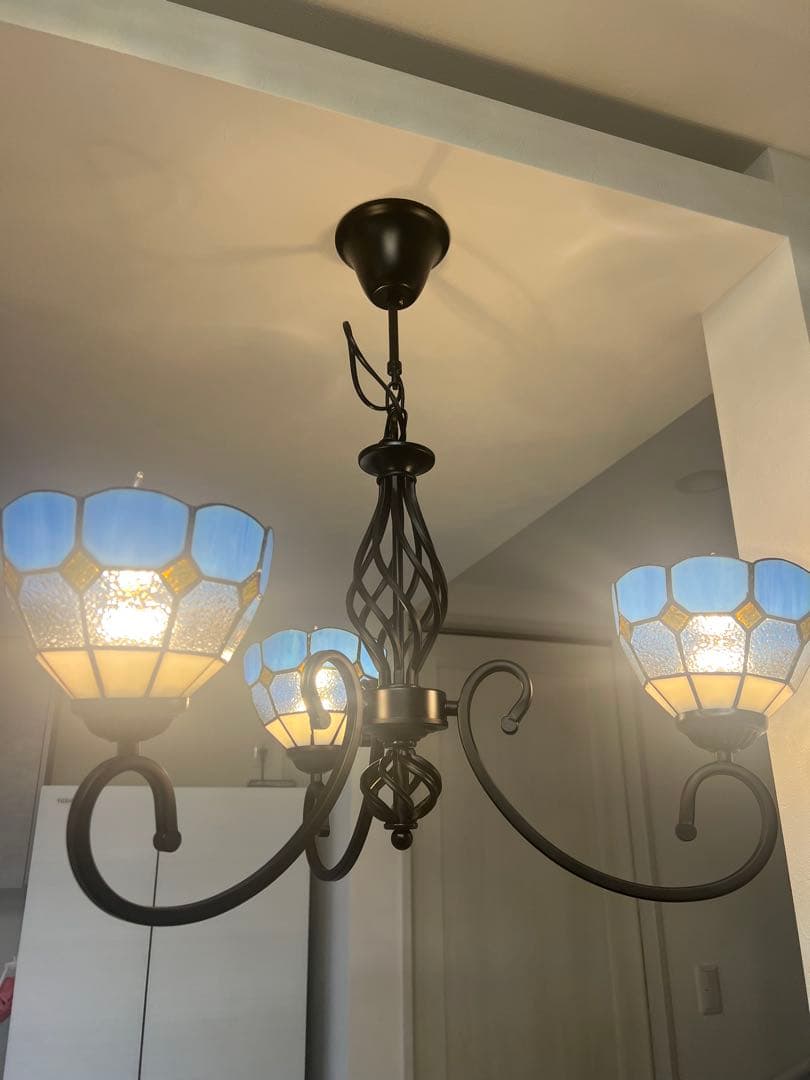 3灯ステンドグラスシャンデリア