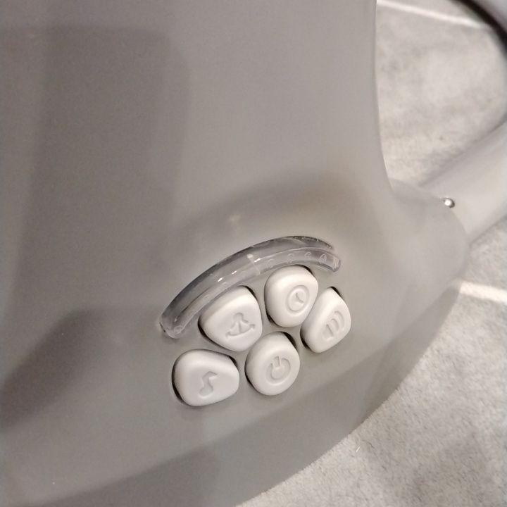 LARUTAN 電動バウンサー