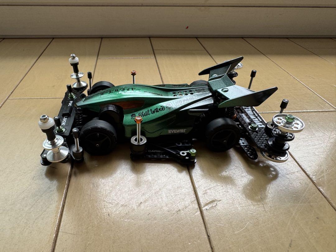 ミニ四駆完成品　B-MAX デュアルリッジjr フルカーボン