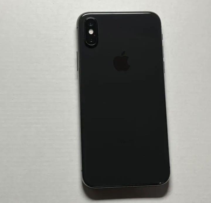 アップル iPhone X Space Gray 256 GB SIMフリー 4aglE-m81429648868 もないです