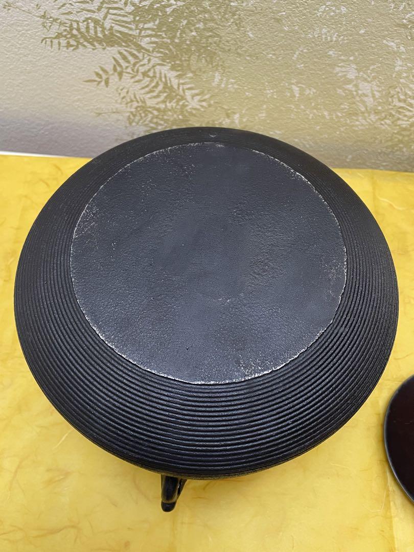 【美品】茶道具 釜 志きの糸目尻張釜（炉／風炉用に）（K703） 茶道具 特製 志きの釜 糸目尻張 茶釜 釜 風炉 茶道 茶会 裏千家