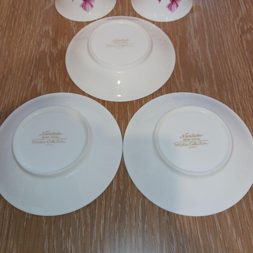 Noritake ボーンチャイナ セット Noritake ボーンチャイナ ティーカップセット - メルカリ